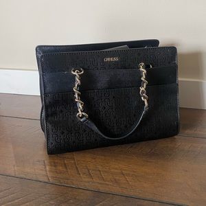 GUESS BLACK HANDBAG 👜